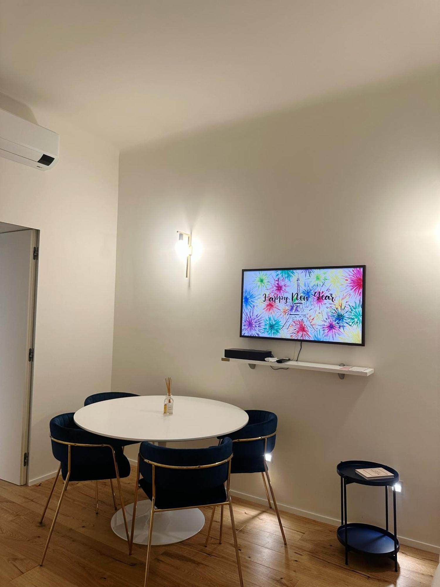 Private Apartment With Wi-Fi Milano City Near Duomo Atena 외부 사진